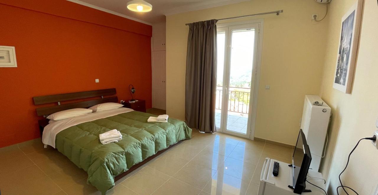 Petronas Villa Karia  Exterior photo